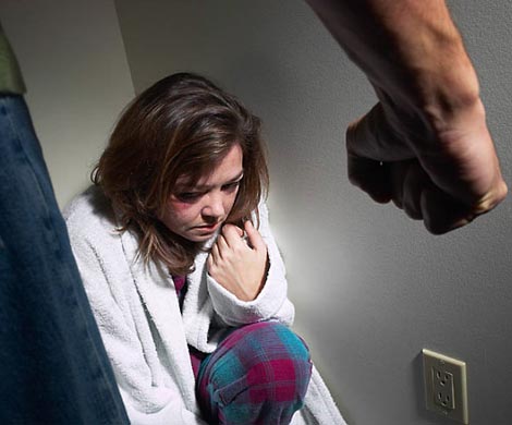 Психологи перечислили шесть ранних признаков домашнего насилия