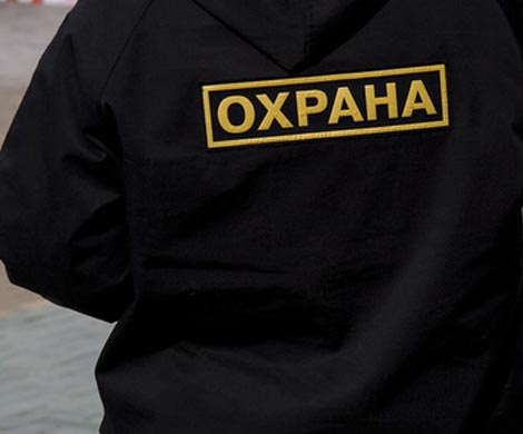 Пьяные чоповцы расстреляли водителя и пассажира легковушки в Кирове Пьяные чоповцы расстреляли водителя и пассажира легковушки в Кирове