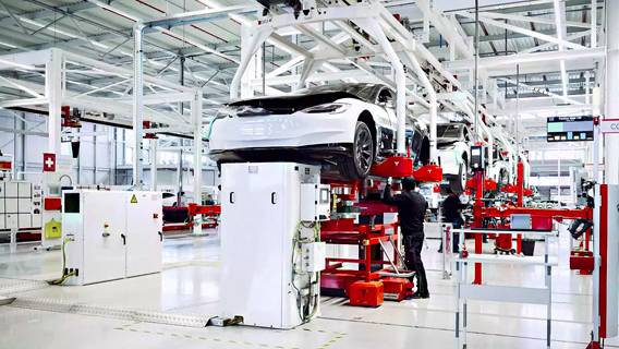 Расширение завода Tesla в Китае находится под вопросом из-за опасений властей