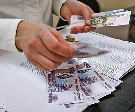 Реальные зарплаты россиян в 2016 году могут упасть на 4% Реальные зарплаты россиян в 2016 году могут упасть на 4%
