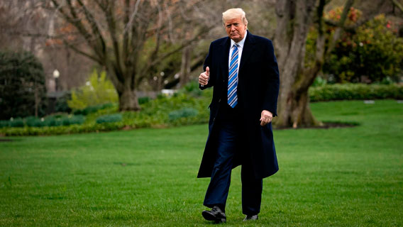 Рейтинг одобрения Трампа продолжает расти, несмотря на пандемию Covid-19. Кто стоит за этим? Рейтинг одобрения Трампа продолжает расти, несмотря на пандемию Covid-19. Кто стоит за этим?