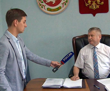 Репортаж с главой на шее Репортаж с главой на шее
