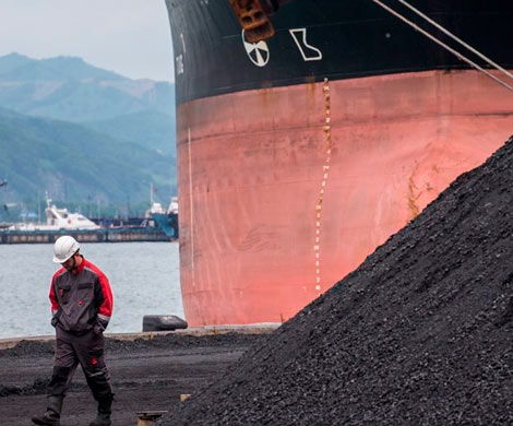 Reuters: уголь из КНДР поставляется через территорию РФ
