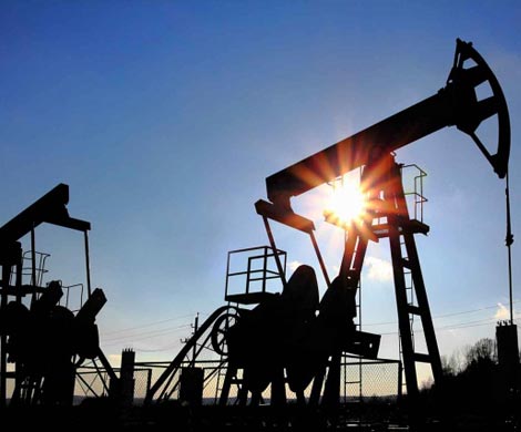 РФ и страны ОПЕК договорились о заморозке уровня добычи нефти