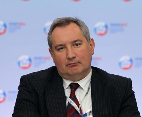 Рогозин объявил выговор чиновнику за заявление о «Мистралях»