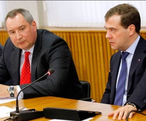 Россия теряет космос: Рогозину снова досталось от Медведева