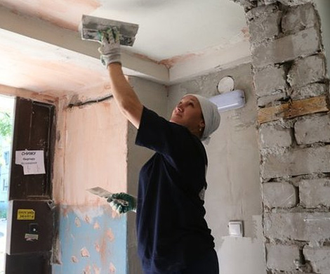 Россиян могут обязать ремонтировать служебные дома