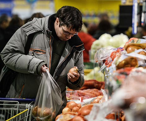 Россияне тратят больше всех на еду, алкоголь и сигареты