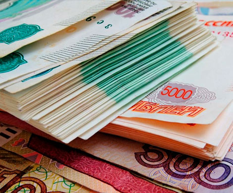 Россияне в январе заработали меньше, чем потратили