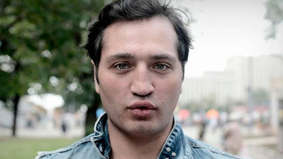 Рустам Солнцев продемонстрировал редкую фотографию Нагиева и Собчак Рустам Солнцев продемонстрировал редкую фотографию Нагиева и Собчак