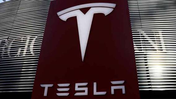 Рыночная стоимость Tesla впервые превысила 800 миллиардов долларов Рыночная стоимость Tesla впервые превысила 800 миллиардов долларов