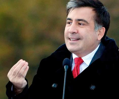 Саакашвили вернул правительству Грузии пиджаки, купленные за счет бюджета