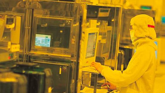 Samsung Electronics начинает производство 3-нанометровых чипов раньше своего конкурента TSMC