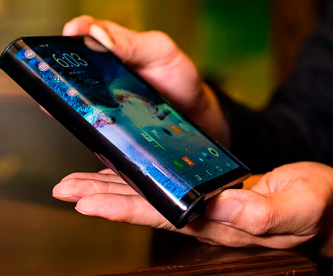 Samsung представила гибкий смартфон