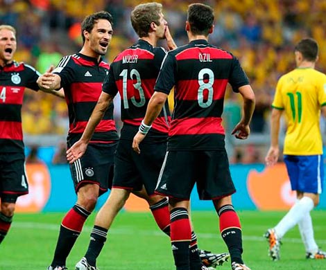 Сборная Германии разгромила сборную Бразилии в полуфинале со счетом 7:1