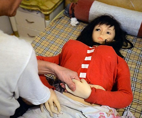 Секс-кукла 70-летнего китайского вдовца сломалась из-за чрезмерного использования