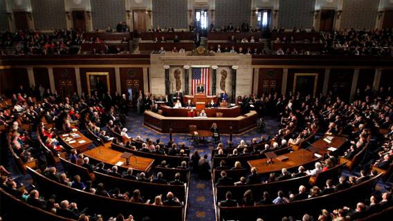 Сенат США принял законопроект о климате, здравоохранении и налогах
