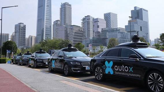 Шанхай стал национальным лидером в сфере тестирования беспилотных транспортных средств