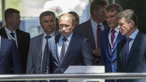 Соловей об окружении Путина: непомерно жадные, не очень умные и лукавые царедворцы Соловей об окружении Путина: непомерно жадные, не очень умные и лукавые царедворцы