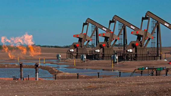 Советник Байдена заявил, что те, кто отказывается от роста добычи сланцевой нефти поступают «не по-американски»