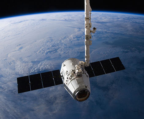 SpaceX запустит свой космический корабль