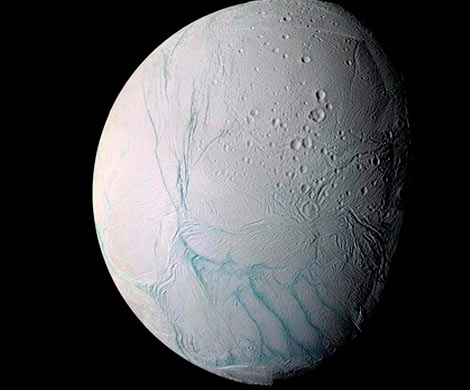 Специалисты NASA нашли на спутнике Сатурна жизнь