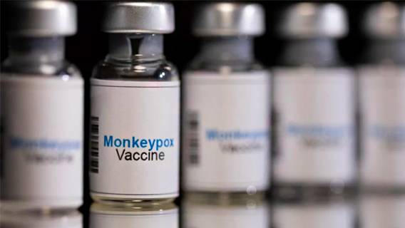 США выделят 50 тыс. вакцин от оспы обезьян для «Прайда» и других мероприятий с большим количеством геев