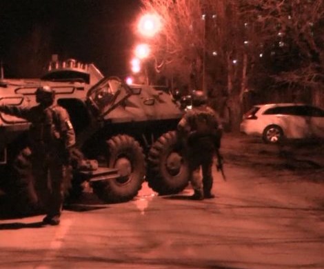 Стрельба и взрывы: в Тюмени ФСБ ликвидировала террористов, опубликовано видео