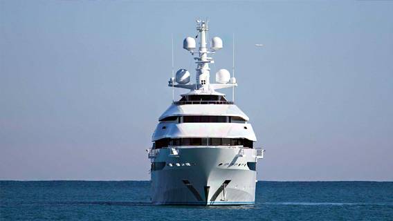 Суд Марселя отклонил запрос на снятие ареста с яхты, связанной с российским олигархом