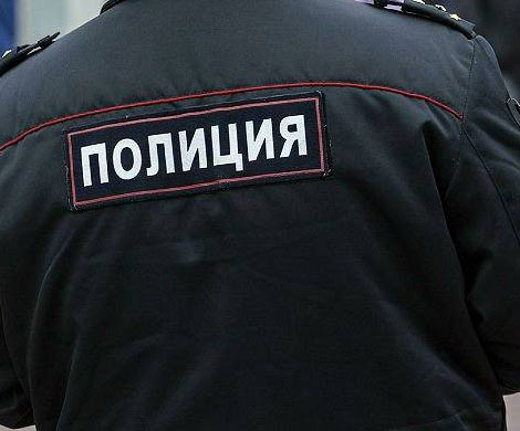 Тело мужчины со следами побоев нашли в квартире в центре Москвы