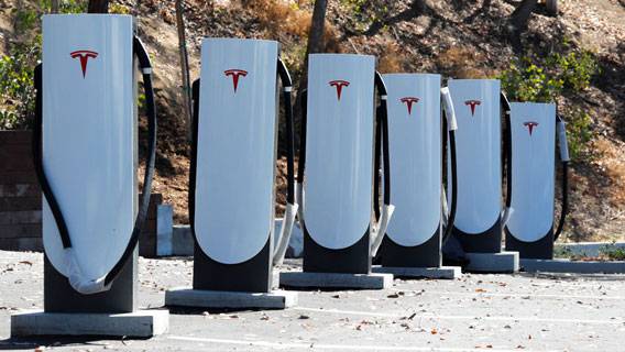 Tesla купит немецкого производителя сборочных линий для аккумуляторов Tesla купит немецкого производителя сборочных линий для аккумуляторов