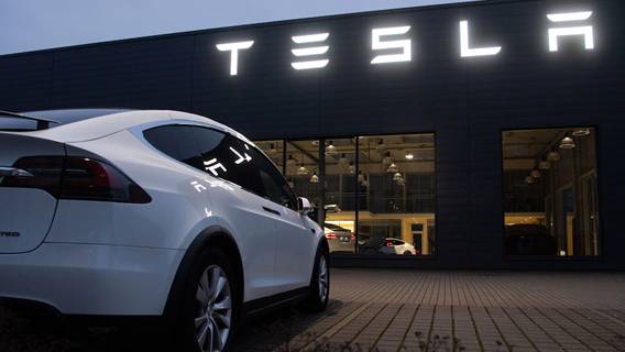 Tesla начала предлагать своим китайским потребителям кредиты на электромобили