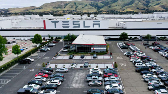 Tesla собирается снизить цены на автомобили в Северной Америке и Китае Tesla собирается снизить цены на автомобили в Северной Америке и Китае
