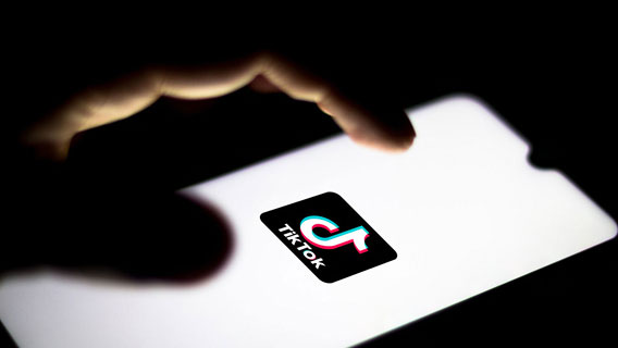 TikTok, вероятно, объявит о продаже американского подразделения в ближайшие дни TikTok, вероятно, объявит о продаже американского подразделения в ближайшие дни