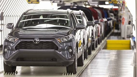 Toyota и Honda приостановили американские заводы из-за сбоя в поставках Toyota и Honda приостановили американские заводы из-за сбоя в поставках