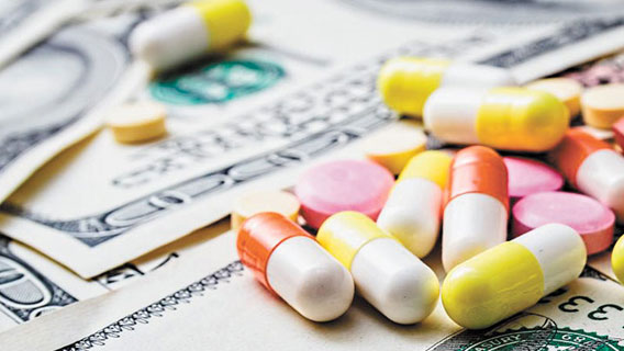 Трамп подписал указ о снижении цен на лекарства