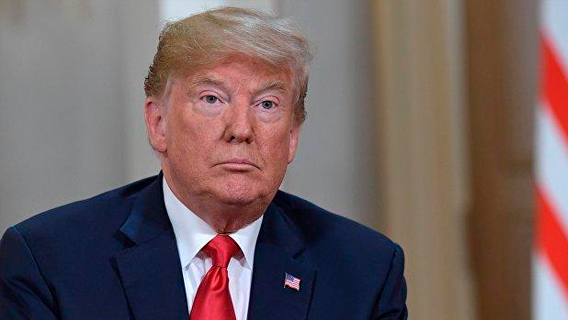 Трамп потребовал извинений от экс-директора ФБР Трамп потребовал извинений от экс-директора ФБР