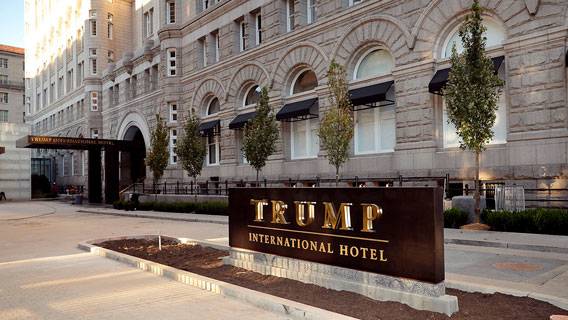 Трамп продал отель в Вашингтоне группе инвесторов Трамп продал отель в Вашингтоне группе инвесторов