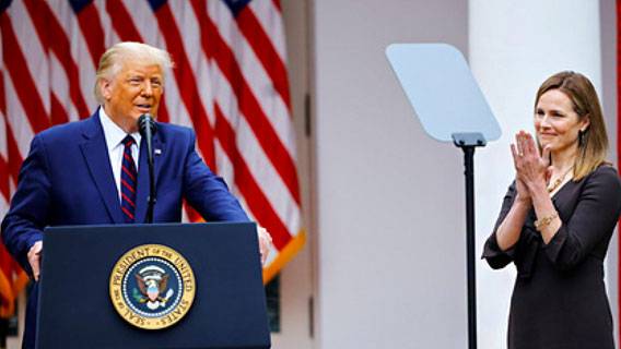 Трамп выдвинул Эми Коми Баррет на должность члена Верховного суда Трамп выдвинул Эми Коми Баррет на должность члена Верховного суда
