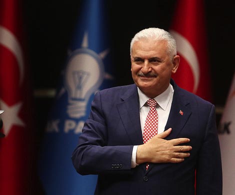 Турецкое правительство возглавил соратник Эрдогана