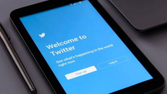 Twitter сообщает, что хакеры просмотрели сообщения с 36 взломанных учетных записей
