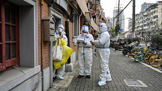 «Тяжелая» вспышка коронавируса в Шанхае грозит новыми сбоями в мировых цепочках поставок