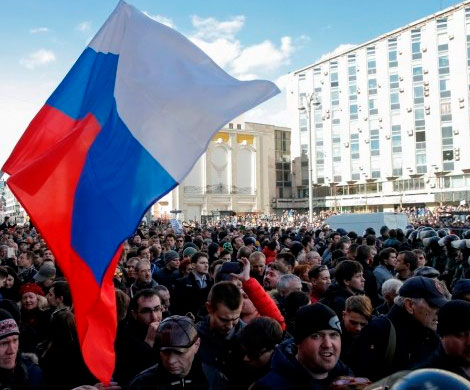Тысячи россиян вышли на антитеррористические митинги