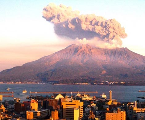 Ученые предсказали крупное извержение вулкана Сакурадзима в Японии