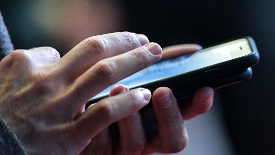 Ученый оценил опасность смартфона в условиях пандемии Ученый оценил опасность смартфона в условиях пандемии