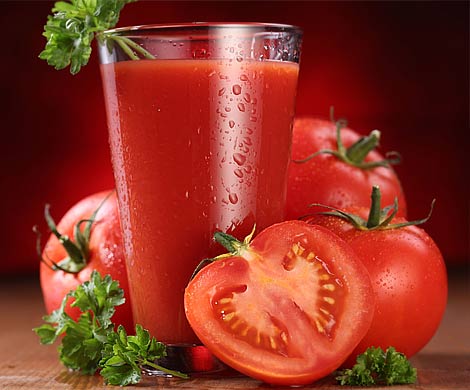 Употребление томатного сока поможет избавиться от лишнего веса
