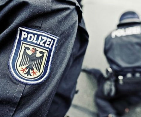 В Берлине взорвался грузовик В Берлине взорвался грузовик