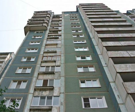 В центре Челябинска школьница погибла, выпав с балкона многоэтажки