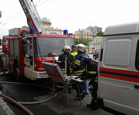 В центре Москвы загорелось административное здание В центре Москвы загорелось административное здание