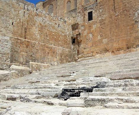 В Иерусалиме обнаружили древнейшую в мире лестницу